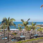 Διαμέρισμα Charming Puerto Cruz, Terrace & Pool Access