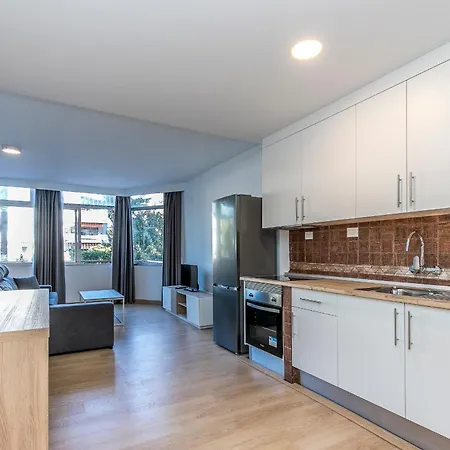 아파트 Charming Puerto Cruz, Terrace & Pool Access