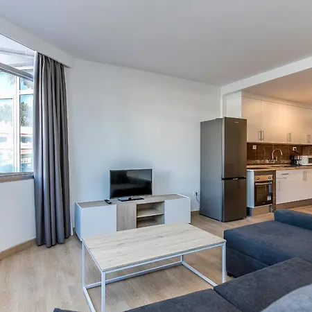 Apartment Charming Puerto Cruz, Terrace & Pool Access *